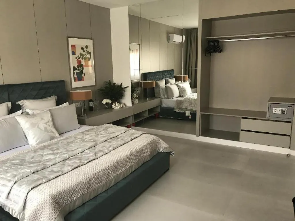 Апарт-отель Levante Boutique Apartments Кипр